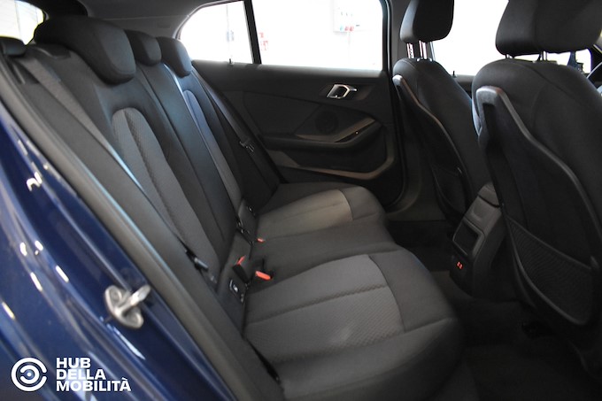 BMW 116d 5p. Business Advantage